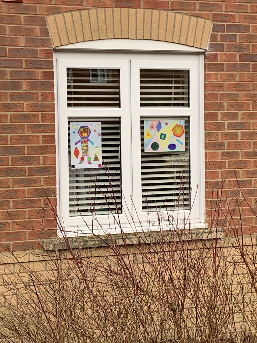hayemma77's tweet photo. @HPSShines Flags are appearing around the village 🔵🟨♦️🔺🏳️ https://t.co/Vhp0h2ZSDB