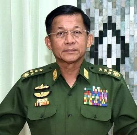 HayMamSieSar1's tweet photo. Burma was ruled by military dictator more than 50years ago.But popular leader AungSanSuKyi said It has given the right perspective on democracy.And work for the country In the past,we fought against military dictator We still have to fight
#HearTheVoiceOfMyanmar 
#RespectOurVotes https://t.co/z61q9LGLgc