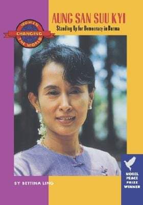 HayMamSieSar1's tweet photo. Burma was ruled by military dictator more than 50years ago.But popular leader AungSanSuKyi said It has given the right perspective on democracy.And work for the country In the past,we fought against military dictator We still have to fight
#HearTheVoiceOfMyanmar 
#RespectOurVotes https://t.co/z61q9LGLgc