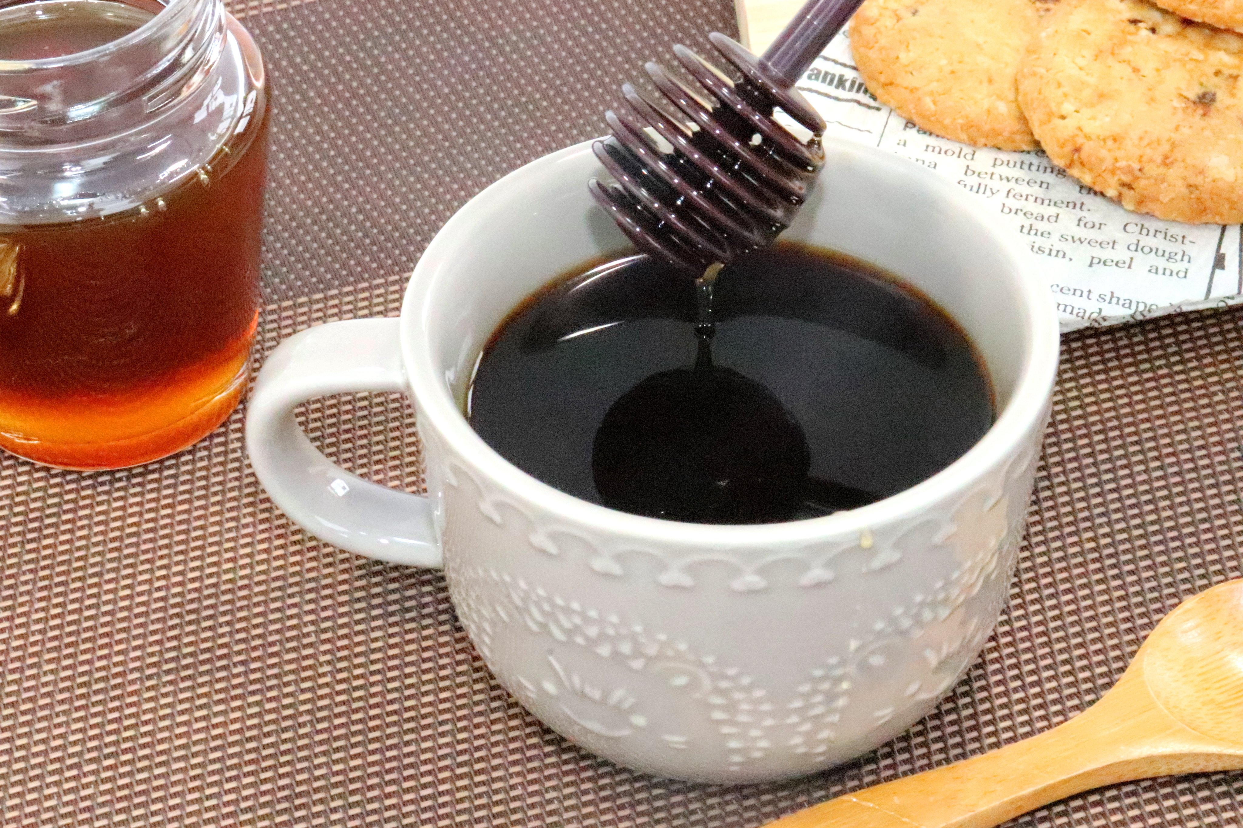 はちみつの 正栄 会社でコーヒーブレイク コーヒーにも蜂蜜なんだよなぁ はちみつ コーヒー ブレイク T Co Csiozwncye Twitter