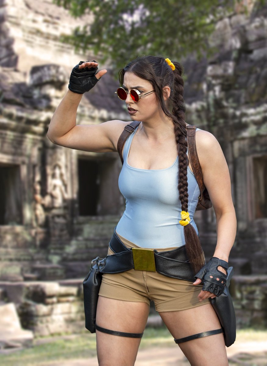 ...868781076 . - full costume https://www.deviantart.com/athora-x/art/Tomb-Raider...