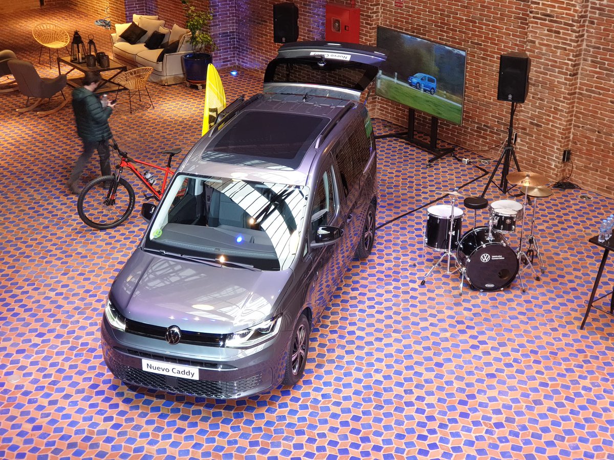 motorpuntoes's tweet photo. ¡Hoy empezamos el día con la nueva generación del Volkswagen Caddy!
Aquí os dejamos las primeras fotos en vivo 📸
#NewCaddy #VW @vw_es_prensa @VW_es #Prueba https://t.co/7YP1mxdEHE