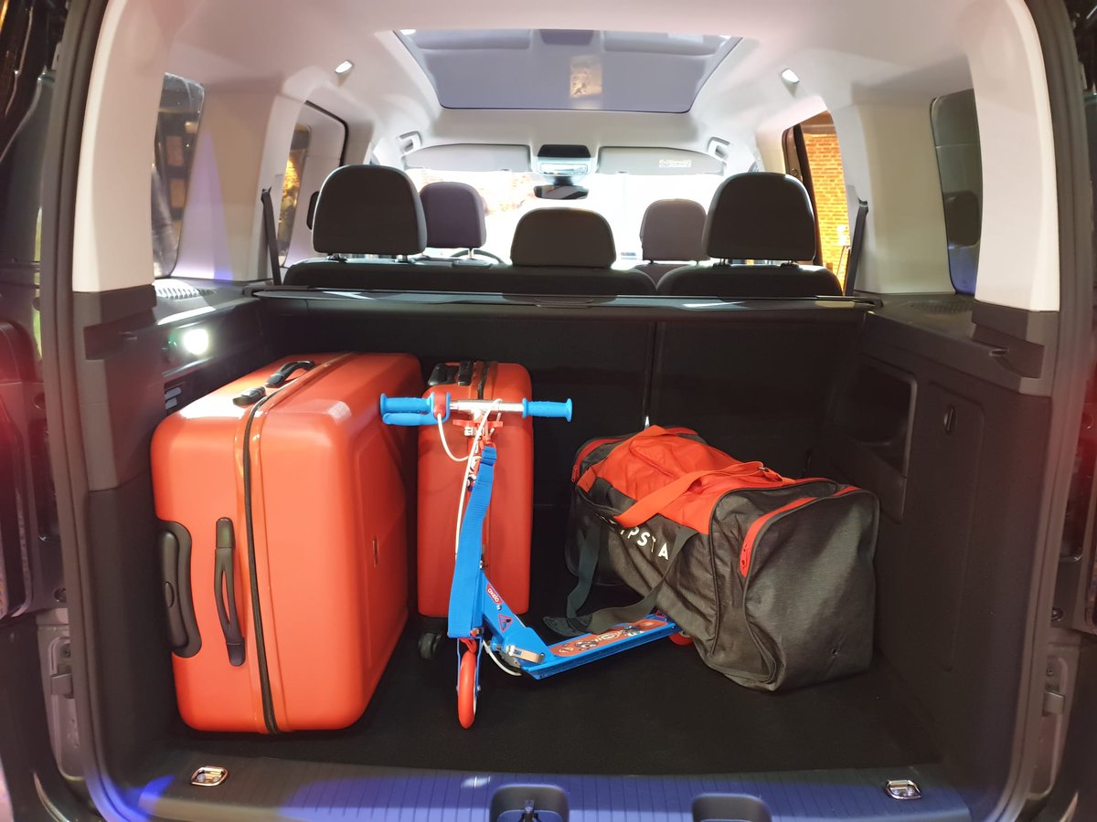 motorpuntoes's tweet photo. ¡Hoy empezamos el día con la nueva generación del Volkswagen Caddy!
Aquí os dejamos las primeras fotos en vivo 📸
#NewCaddy #VW @vw_es_prensa @VW_es #Prueba https://t.co/7YP1mxdEHE