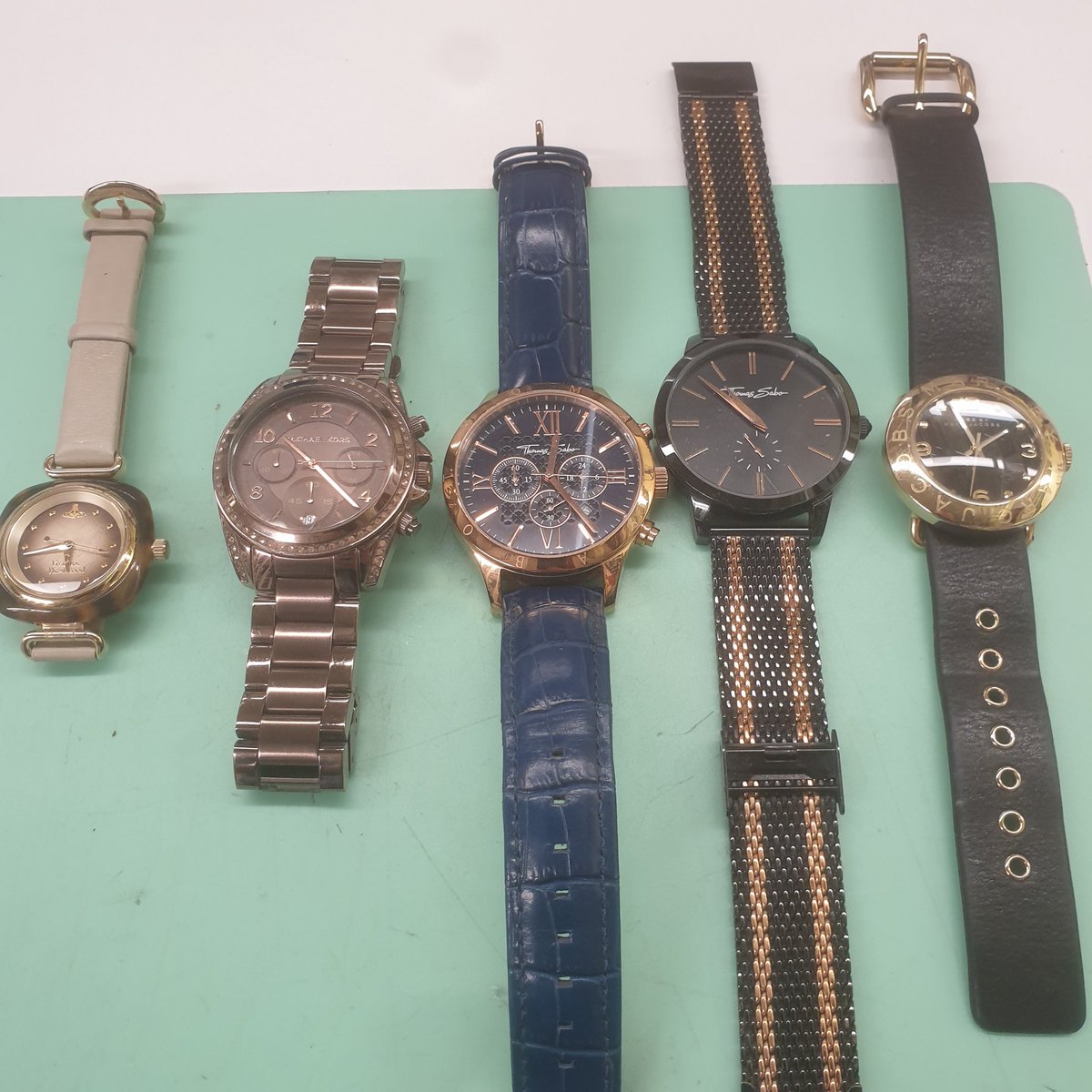 Col_cub's tweet image. Nice watch order this morning ⌚⌚all lifetimes @darrenbrowna6