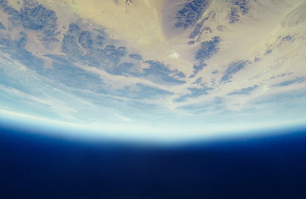 La capa de ozono es el mejor protector solar para nuestra piel 😎 y nuestro planeta 🌏🌍🌎. 

Se estima que para 2030 se habrán evitado 2 millones de casos de cáncer de piel gracias a los resultados exitosos del #ProtocoloDeMontreal. 
#PiensaVerde