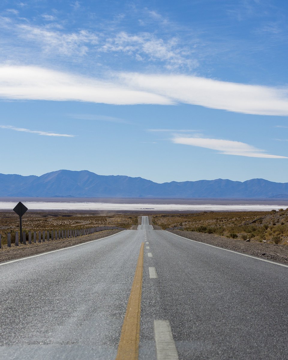 📸🛣🏔🏜 Argentine routes offers us a wide range of unique colors and textures in the North.

📌 Seclantás <a href="/SaltaVisit/">Visit Salta</a>
📌 Cuesta de Miranda PH: <a href="/diegoframe/">Diego Diaz</a> <a href="/SecTurLaRioja/">Turismo La Rioja</a>
📌 Campo de Piedra Pomez PH @claudiovictorspinelli @CatamarcaTur
📌 Salinas Grandes <a href="/VisitJujuy/">Visit Jujuy</a>