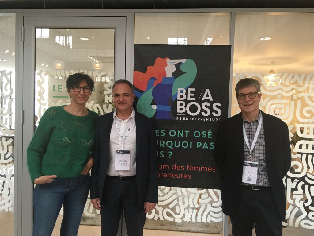 [#Beaboss2021] 💬 <a href="/arnaudphulpin/">Arnaud Phulpin</a> : "En <a href="/NvelleAquitaine/">Nouvelle-Aquitaine</a>, le programme #ConnectHers ce sont 15 référentes <a href="/mabanque_bnpp/">Ma Banque BNP Paribas</a> spécialistes de l'#entrepreneuriat féminin, mais aussi des financements, du coaching, l'accès à un réseau de partenaires clés et des ateliers pédagogiques."
