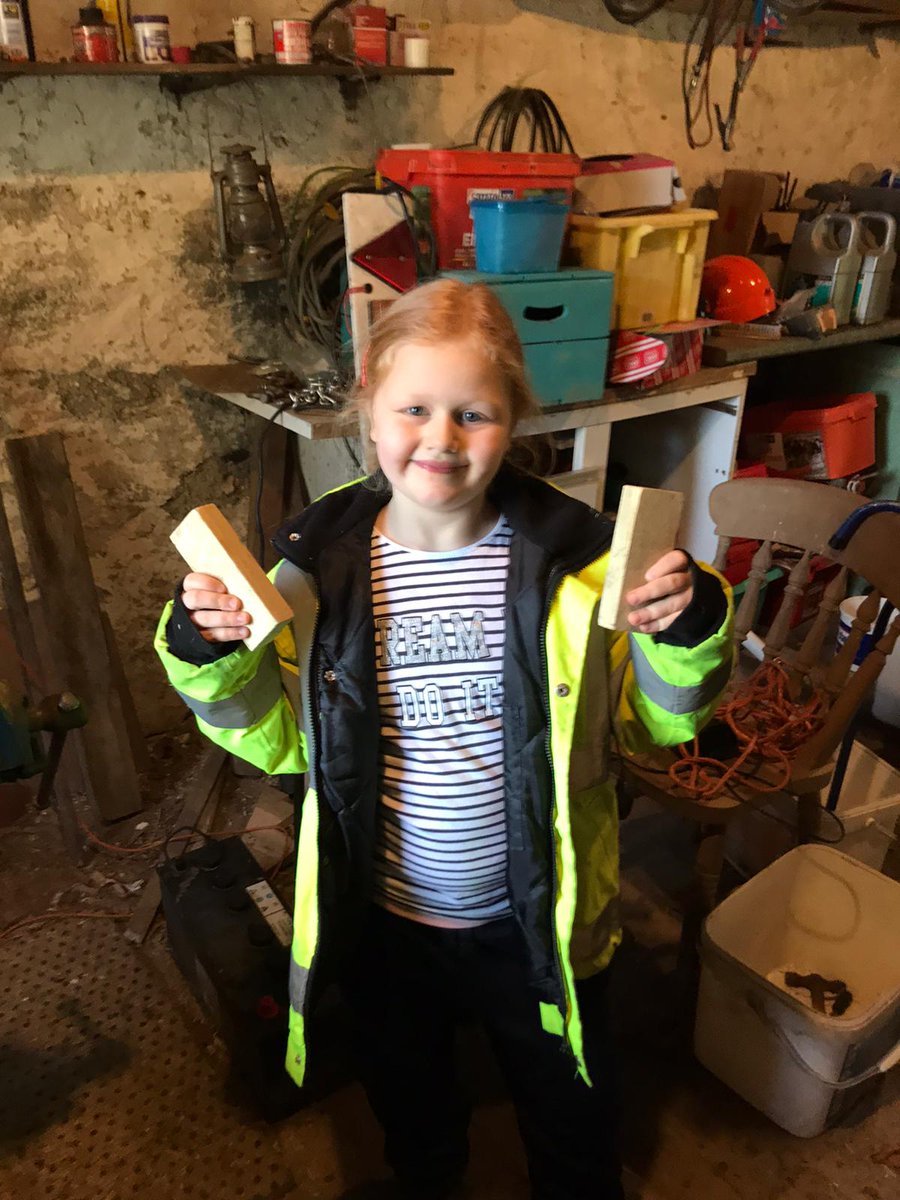 🏗️ Ms Adamson has challenged Year 2 with some construction work this week 

🚗 As part of their work in science on materials, pupils have been building bridges and they had to make sure they could support the weight of a toy car!

👏 Well done, Year 2!