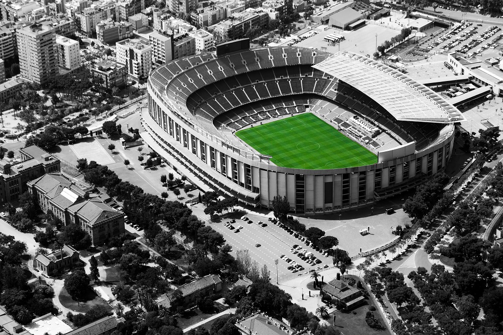 #Stadium security is focused on creating a safe environment where everyone can enjoy the event. #MotorolaSolutions #SafetyReimagined technology ecosystem gives you the voice, video, data and analytics you need to make this happen. Discover how stwb.co/pzcuepa