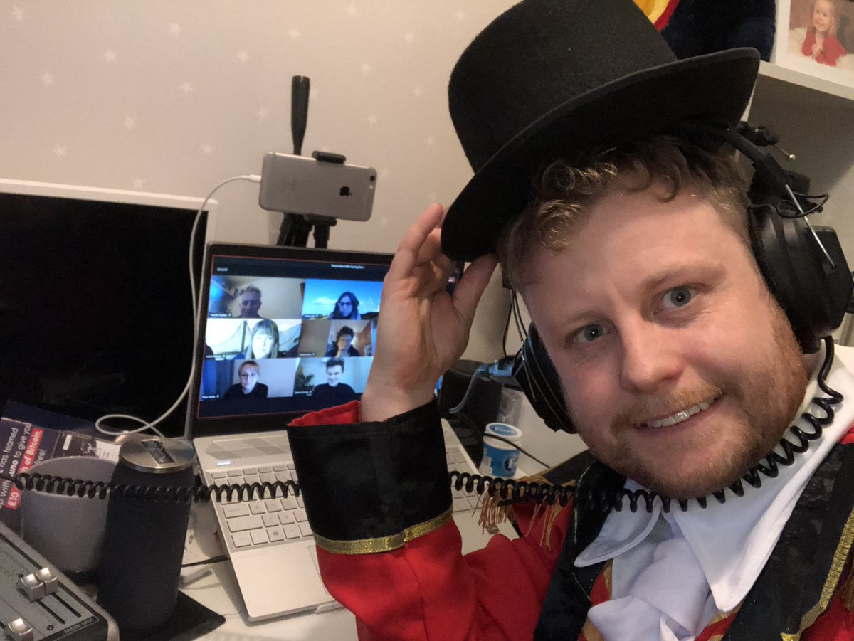 BPresentable's tweet image. Great to work with @FutureHY yesterday delivering part 1 of the PowerPoint Showman training! 

They’re already on their way to creating more engaging, dynamic and interactive presentations &amp;amp; for delivery either in the classroom, online or student self navigated presentations!