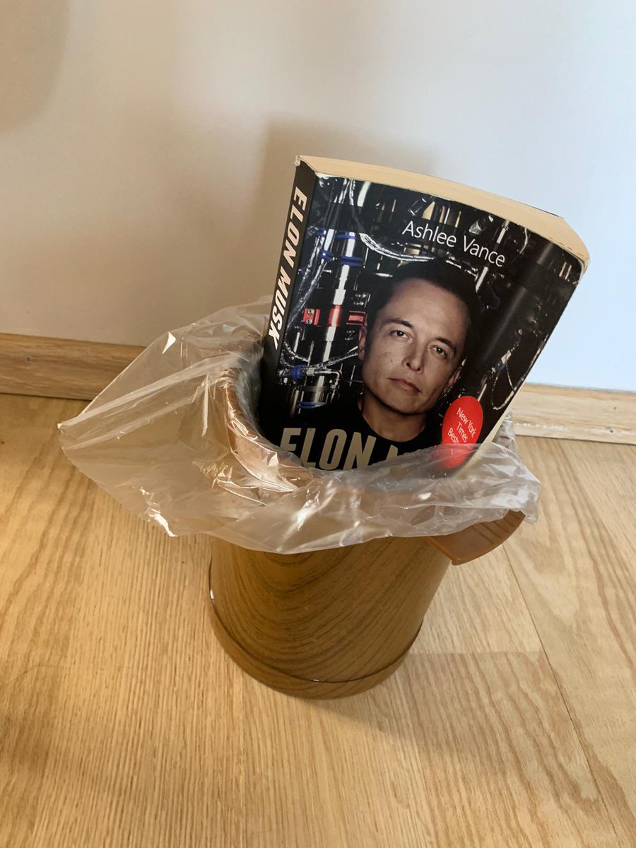 Twitter bio’dan #Bitcoin’i sildin ya seninle orada biraz uzaklaştık <a href="/elonmusk/">Elon Musk</a>