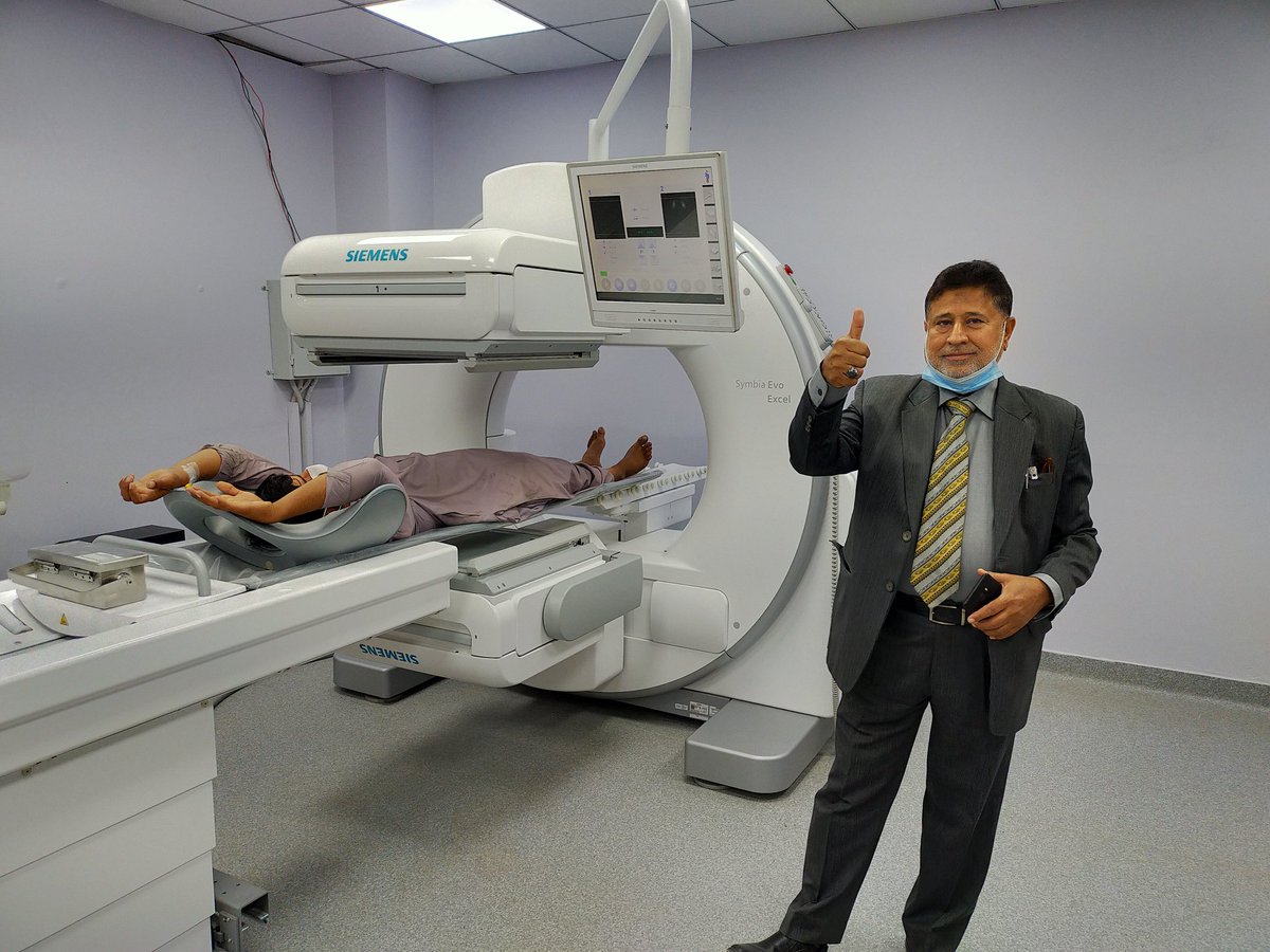 kaloi_dr's tweet image. #GammaKnife
#LinearAccelerator
#GammaCamera
#PetScan 
#MamographyMachine
This is great news that Now Gims will provide state of the art facilities to cancer patients.
Credit goes to living legend Dr Rahim Bux Bhatti founder of Gims and thanks to Sindh Govt for supporting hospital