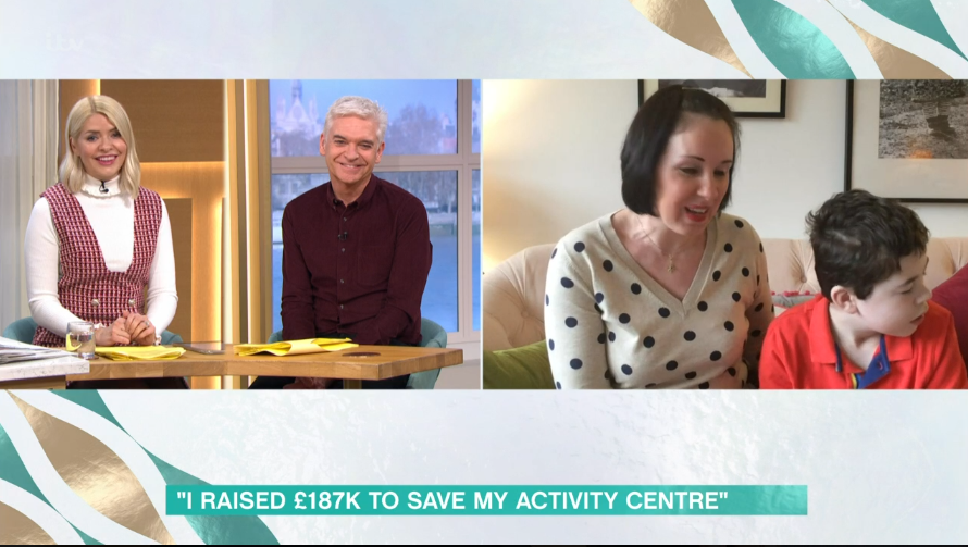 CalvertLakes's tweet photo. What a star Oliver! Another amazing feature on @thismorning thanks to @hollywills and @schofe @CarriAnnTaylor for your support. #oliverscalvertarmy has now raised over Β£187,000. A massive thanks to everyone but particularly Oliver and family @sarahvoysey #CalvertLakesBounceBack https://t.co/Y2h0T14igq