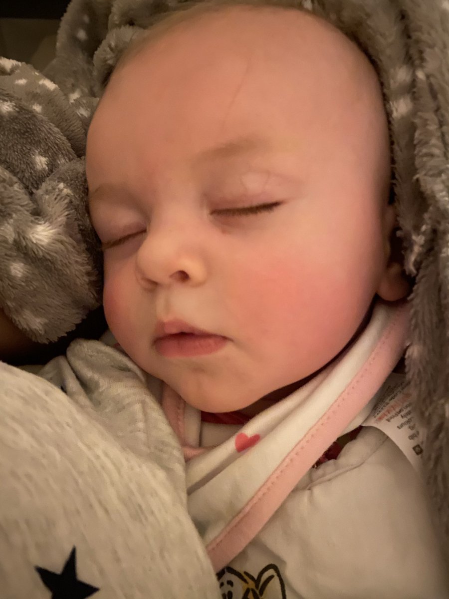 Delighted to be supporting a student gain her masters in #ChildDevelopment by being observed with my little one an hour a week via zoom for 20 weeks! Let’s hope the remaining are far more interesting then the first as Issy slept the whole hour 🙈 #education