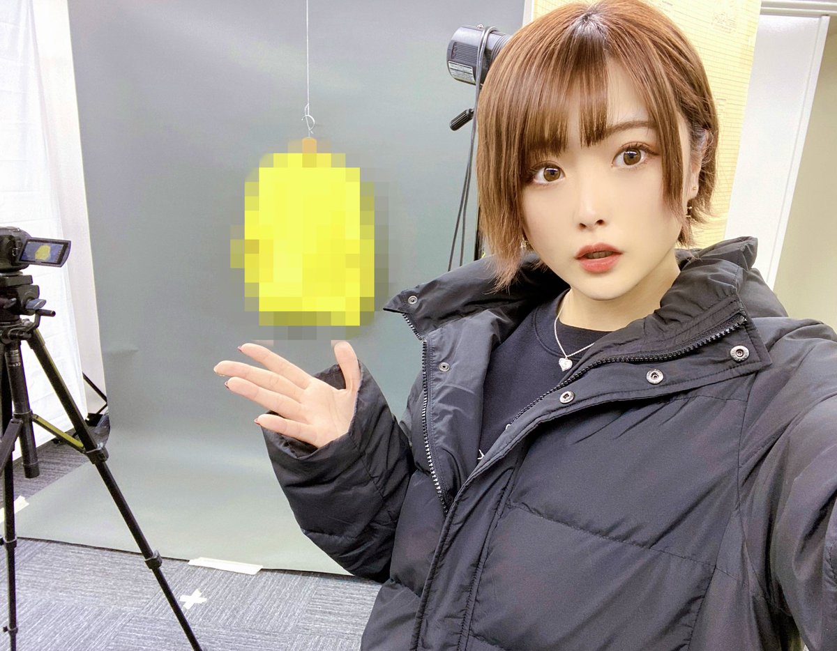 n_poi07's tweet image. まじで、私のちょー好みな感じのグッズ出来上がってもーた😭
色も、2色ともかわちい💓
今日もサンプル品、普段着で着ちゃってる...ww
#HTML03