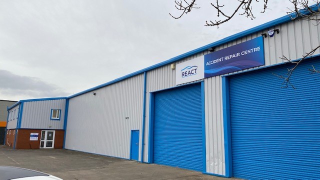abpclub's tweet image. React Accident Repair Centre (owners of @PaintBodyShop) - recently opened #Scunthorpe #bodyshop achieves BSI Kitemark certification... abpclub.co.uk/bodyshop-news.…