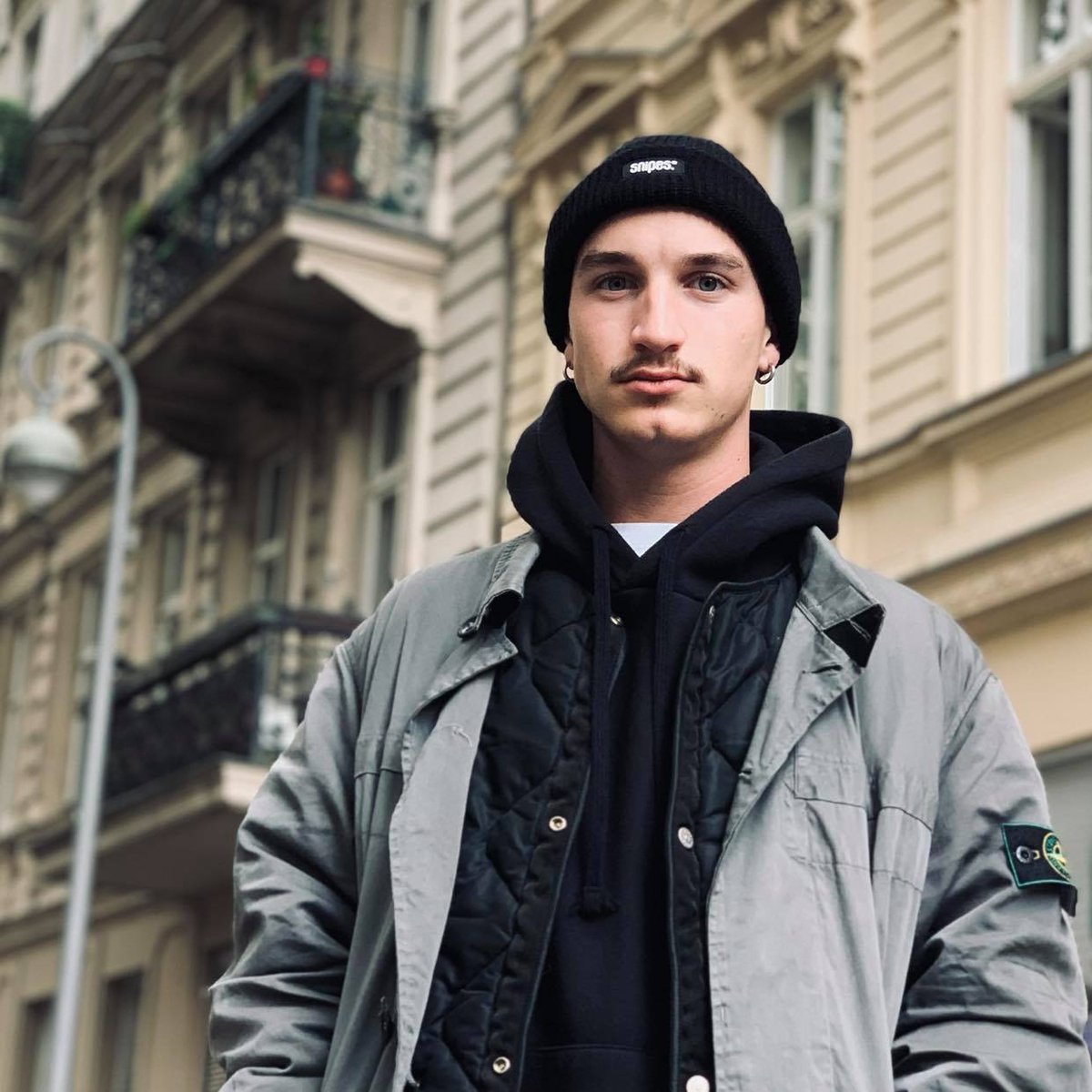 dekaiberlin's tweet image. Heute Abend sind 2 Newcomer in Berlin zu Gast in meiner Sendung, Leon &amp;amp; Noah Schanzenbach.
Fragen über Fragen und zwei beantworte ich sofort, Sie haben ein fettes Set am Start und bauen KANAL 6 auf.

18 - 20 Uhr Live auf Evosonic.de oder in der APP!