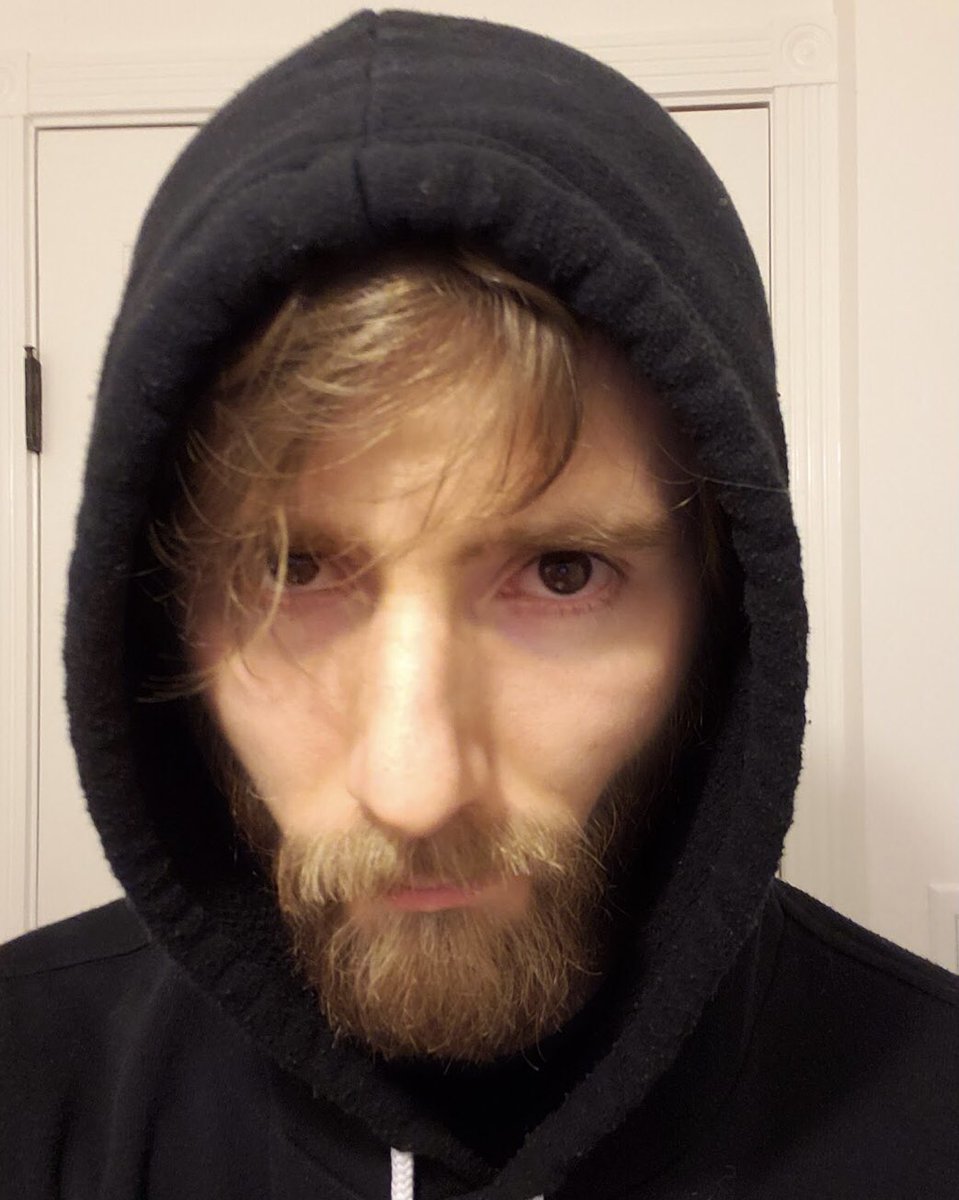 frdmbeats's tweet photo. VS Linus death tips https://t.co/QUJcZwDXzC