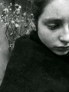 MahaSlaoui's tweet photo. C'est grâce à "Mai 68" que la pédophilie à reçu ses lettres de noblesse. 

#jeudiconfession #Mai68 #France
#MeTooInceste 💔 #IncestMeToo

(Katia Chausheva) https://t.co/KBgmu1J2t4