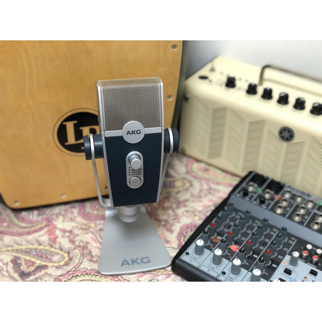 hinattama's tweet photo. My New Gear…!!
#初めてのマイク
#CondenserMic 🎙
#mynewgear
#AKGLyra
#ようこそ我が家へ
#おうち時間
🎤AKG @AKGaudio 🎤 https://t.co/4t85ocp7Vd