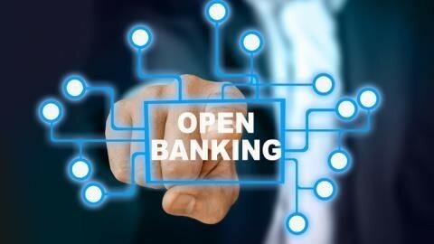 neirajones's tweet photo. HMRC Awards #OpenBanking Contract to #Ecospend ⠀
https://t.co/jpG2MXU6sm ⠀
#OpenFinance #payments #fintech #digital https://t.co/vX6ByAIsf6 https://t.co/YgO0AYeJ0a