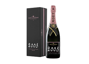 LeSommelier1's tweet photo. The best Champagne for a perfect Valentine’s Day
#CHAMPAGNE MOET &amp; CHANDON, Grand Vintage Rosé 2008; very ripe fruit notes, strawberry or blackcurrant...https://t.co/qAAZRHmcNp https://t.co/PxVaIMMWg4