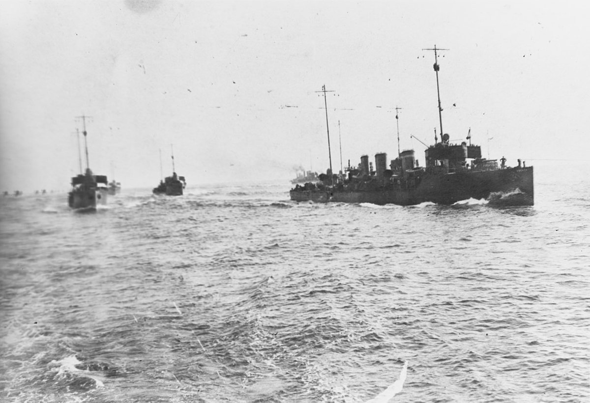 The Tatra class destroyers Balaton and Csepel (pictured) left port 14/5/17 at 8 p.m. under Prinz Johann of Liechtenstein. They passed Valona just after midnight & searched for a convoy to attack