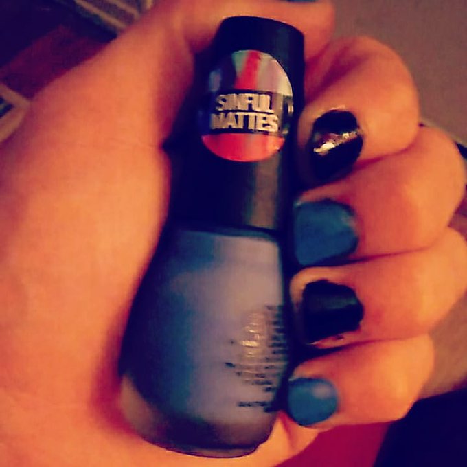 Started feeling better mentally here lately, and decided to redo my nails Satin Blu and Gloss black~<3 Tonight<a href="/tag/beauty"class="tags"><span>#beauty</span></a><a href="/tag/makeup"class="tags"><span>#makeup</span></a><a href="/tag/loveyourself"class="tags"><span>#loveyourself</span></a><a href="/tag/nails"class="tags"><span>#nails</span></a><a href="/tag/sinfulcolors"class="tags"><span>#sinfulcolors</span></a>