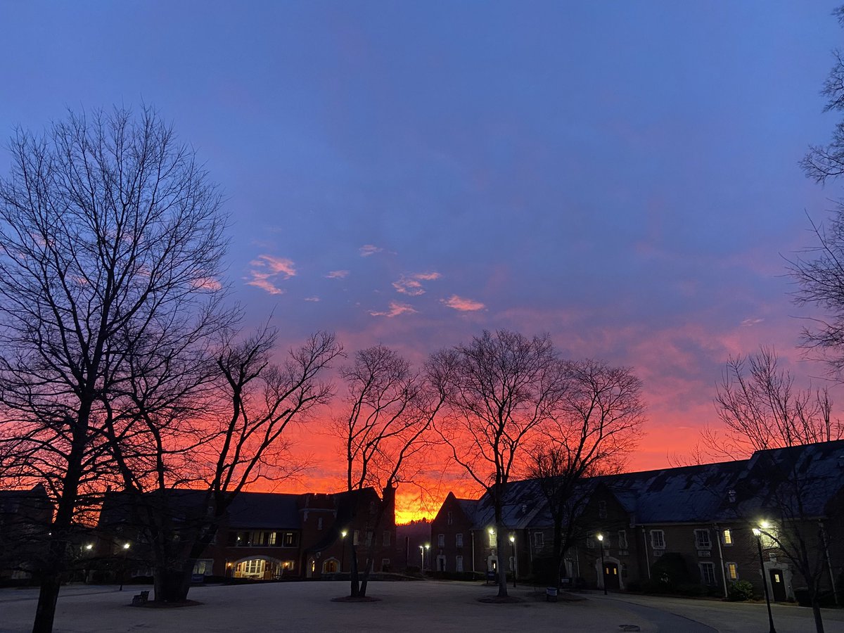 Incredible sunrise @DarlingtonTiger.  Excited for another amazing day of in person learning.  #learnwithpassion