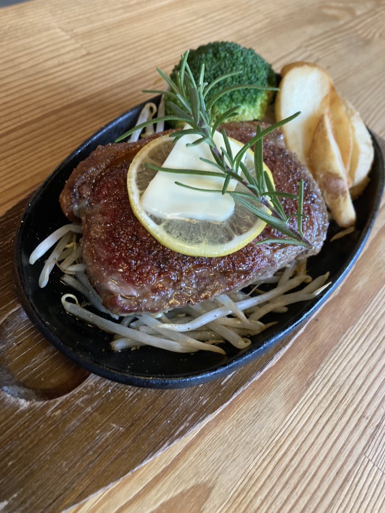 Win E N Dine ウィンエンダイン ランチ限定でウルグアイ産 牧草牛のステーキ 250g はじめました 噛むほどに旨味を感じる赤味肉 ヘルシーで女性にもオススメです 熊本ランチ 熊本市東区 佐土原 健軍ランチ テイクアウト熊本 熊本テイクアウト