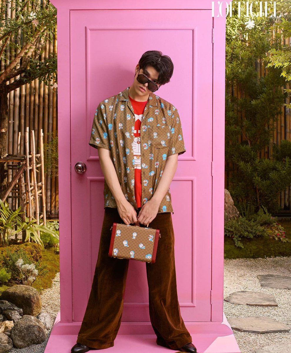 RomeoRandhy's tweet photo. Sky Wongravee &amp; Thanaerng for #DoraemonXGucci 

@skywongraveee #skywongravee @THANAERNG  #THANAERNG
#Gucci #GucciPin
#LOfficielThailand #LOfficielMode
#LOfficielThailandFebruary2021 https://t.co/cGfnf1RmVK