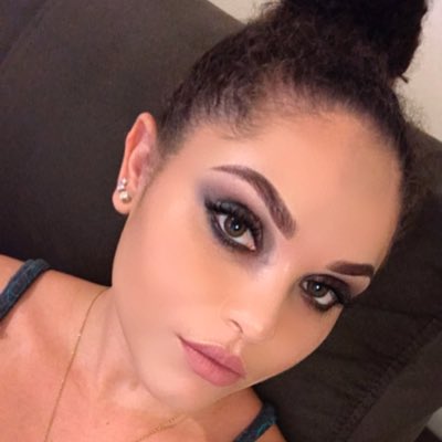 cleline_lima's tweet image. #NovaFotoDoPerfil