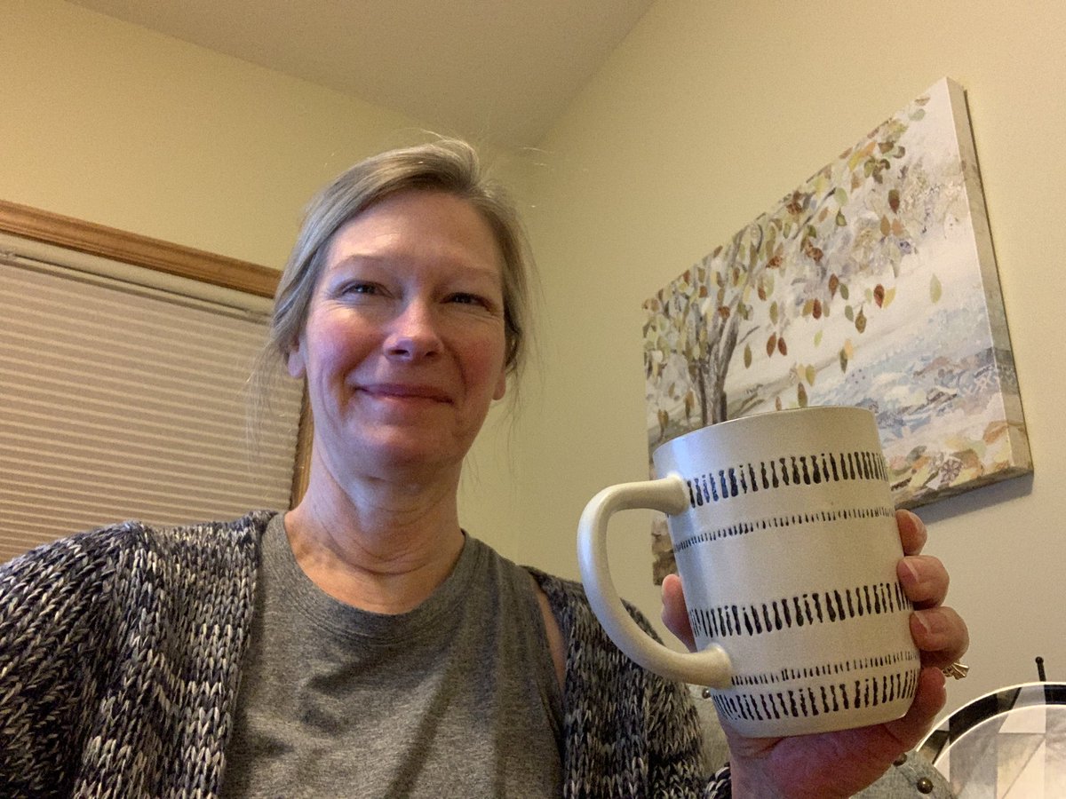 Love 24 hour #hmichat never late, mostly early, always valuable! Thanks <a href="/erhall1/">Elissa Hall, EdD</a> <a href="/KreuterMD/">Justin Kreuter, MD</a> and <a href="/teresasoro/">Teresa Sörö</a> for 5 wonderful years