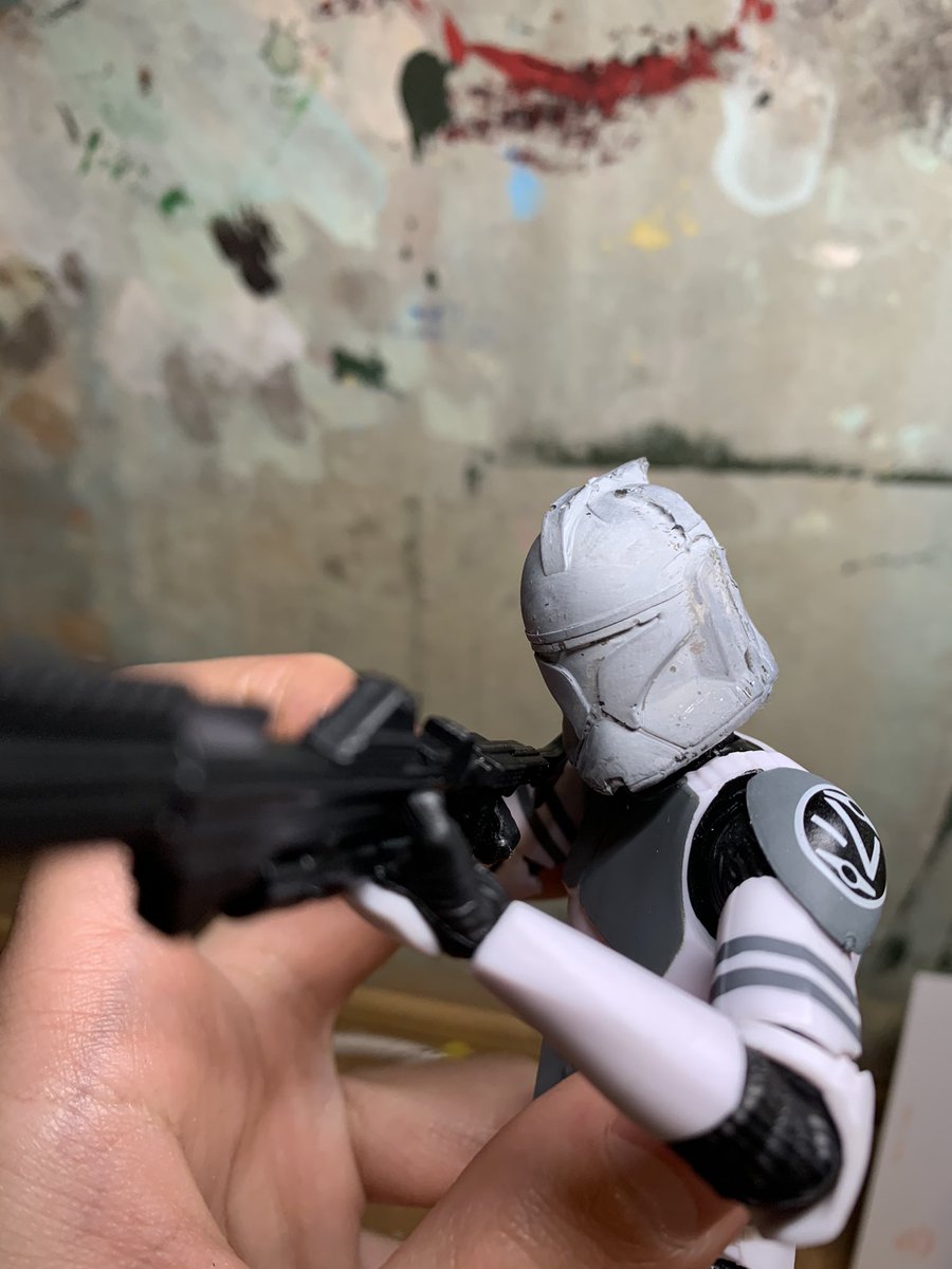 StudioREAL1's tweet image. 被った感じのフェーズ1クローントルーパー
薄いと被った時に破れるので大変でした😇