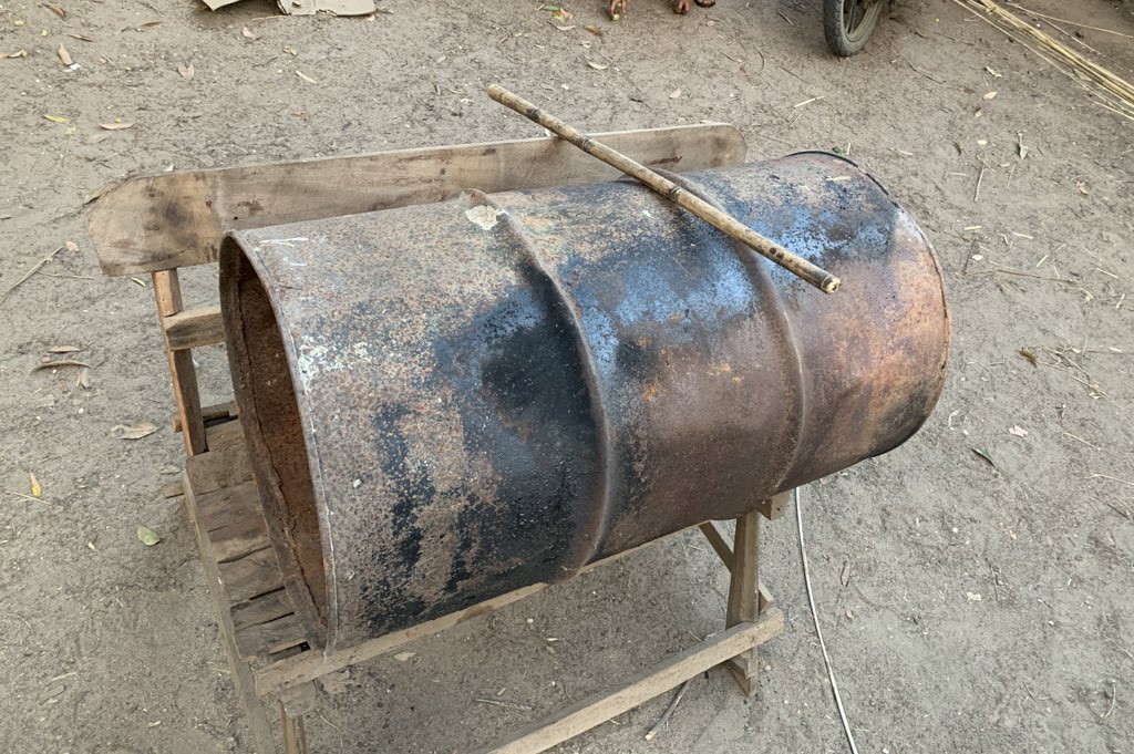 ခွေးရူးတွေမောင်းမယ်နော် 8pm MM time
