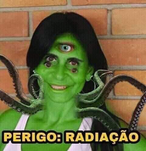 guicstr_'s tweet image. quando a julliette pede pra eles falaram mais baixo a jaque patombá fica debochando dela mas quando foi o Rodolffo reclamar ela ficou brincando com ele