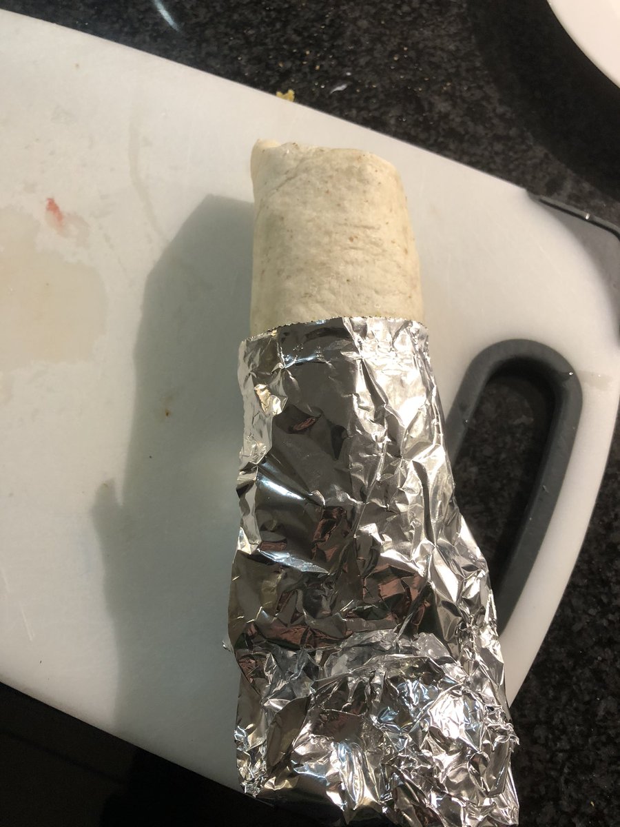 IanMarshallCA's tweet photo. Back at the desk with this wee beauty. Falafel wrap, dressed salad, tzatziki #lockdownlunches @fooddrink_aab https://t.co/n9ylPytTmL