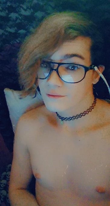 Don't forget to ask about NSFW Content! 3$nudes/20 pics - 20$ Custom pics/videos/asmr/live snapchat sessions/sexting/personalized<a href="/tag/longhair"class="tags"><span>#longhair</span></a><a href="/tag/hairmodel"class="tags"><span>#hairmodel</span></a><a href="/tag/besthair"class="tags"><span>#besthair</span></a><a href="/tag/wannabe"class="tags"><span>#wannabe</span></a>