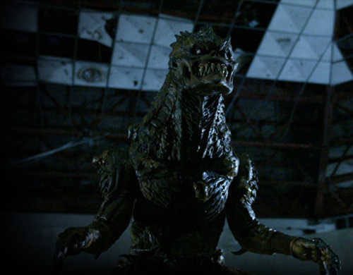 ULTRAMAN、ベムラーのリメイクデザインとしてのザ・ワン(初期の等身大