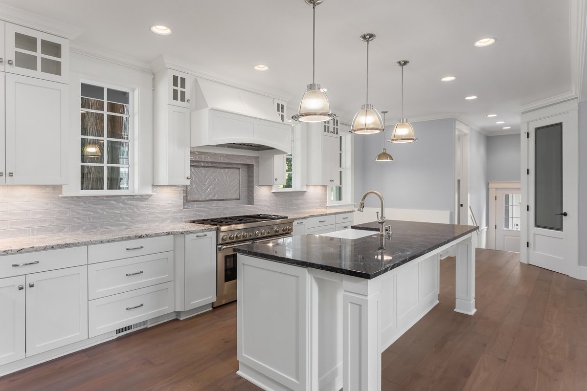 CapKitchen's tweet image. Start 2021 off with a new kitchen! If you are getting tripped up by having to travel far to-and-from the main components of your kitchen, then you should definitely consider the perks of remodeling your cooking space
bit.ly/35hYP80