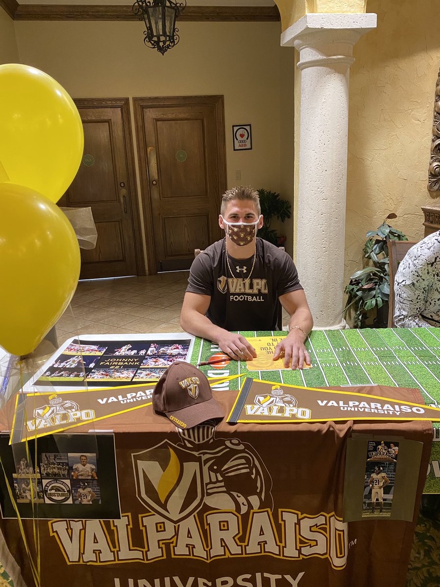 Jonathan Fairbank (@jonathanfairb10) on Twitter photo 🟤🟡Signed🟤🟡 excited to be a Crusader! <a href="/coachSKYNYRD/">Justin Fenton</a> <a href="/MitchellHSFB/">JWMHS Mitchell FB</a> <a href="/coachaschmitz/">Andrew Schmitz</a> <a href="/CoachGlad/">Coach Fred Gladney</a> <a href="/CoachBDoc/">Brian Dougherty</a> <a href="/GreggSFAgent/">Gregg Schindler - State Farm Agent</a> <a href="/Coach_RJG/">RJ Ghilarducci</a> <a href="/valpoufootball/">Valpo Football</a> <a href="/PascoCountyFB/">PascoCountyFB</a> @Coach_Matt_K <a href="/CoachLFox/">Landon Fox</a> 🟤🟡Signed🟤🟡 excited to be a Crusader! <a href="/coachSKYNYRD/">Justin Fenton</a> <a href="/MitchellHSFB/">JWMHS Mitchell FB</a> <a href="/coachaschmitz/">Andrew Schmitz</a> <a href="/CoachGlad/">Coach Fred Gladney</a> <a href="/CoachBDoc/">Brian Dougherty</a> <a href="/GreggSFAgent/">Gregg Schindler - State Farm Agent</a> <a href="/Coach_RJG/">RJ Ghilarducci</a> <a href="/valpoufootball/">Valpo Football</a> <a href="/PascoCountyFB/">PascoCountyFB</a> @Coach_Matt_K <a href="/CoachLFox/">Landon Fox</a>