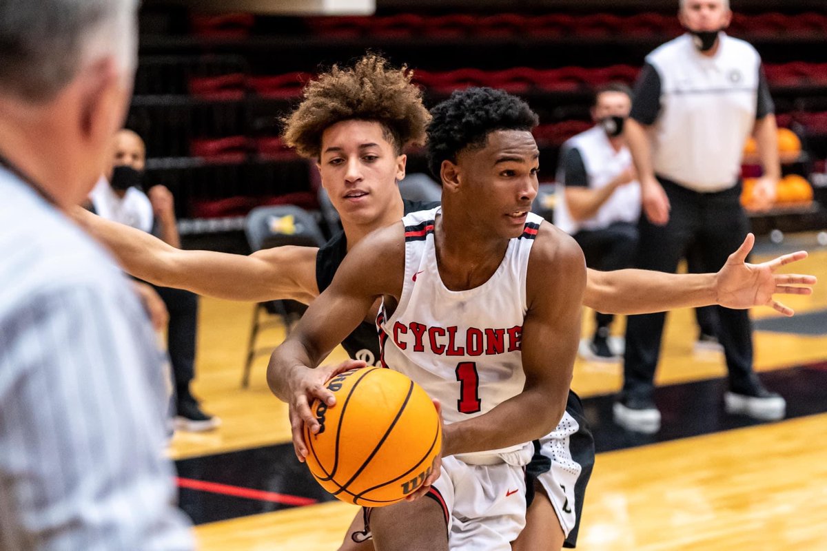 Virginia Tech coaches have reached out to 2022 PG Donyae May <a href="/WalterMiles2300/">Donyae May</a> of Russellville ... May had 37 pts, 8 rbs, and 4 assts in a 64-54 win over Vilonia on Tuesday. He's averaging 22 pts, 6 rbs, 4 asts in conference play.