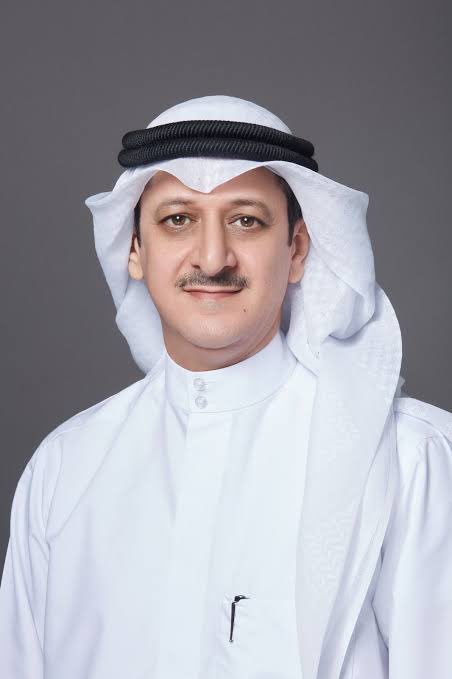 موقفين لايمكن الا ان تشكر عليهم النائب فارس العتيبي الموقف الاول في احتكار ميناء الشعيبة والذي كان سيؤدي الي ارتفاع جنوني في اسعار النقل والبضائع بصفه عامة والمتضرر المواطن تصدي له وتم وقف قرار الاحتكار الموقف الثاني تعديات شركة المعادن في ارض  #جنوب_سعد_العبدالله شكراً بوفهد