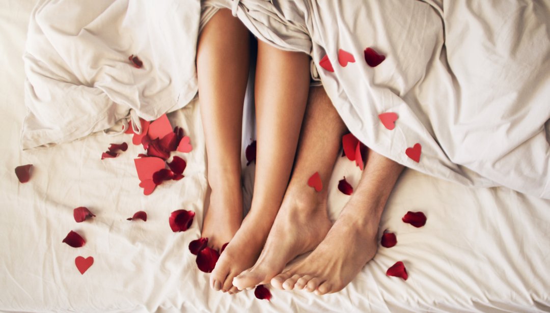Moonar_co's tweet photo. Guaranteed to increase those cuddling sessions 😍Officially 12 days till Valentine's - check out our (self) gift guide at the link in bio!

#valentine #love #valentinesday #valentines #gift #birthday #valentineday #valentinegift #handmade #gifts #onlineshopping #fashion #online https://t.co/zTCYUs7flj