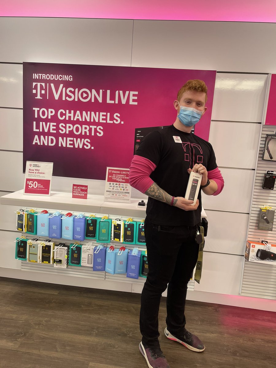TVision Live + out at the Drake Rd. Store!!! @RuckerAndrewJr @EmStefan23