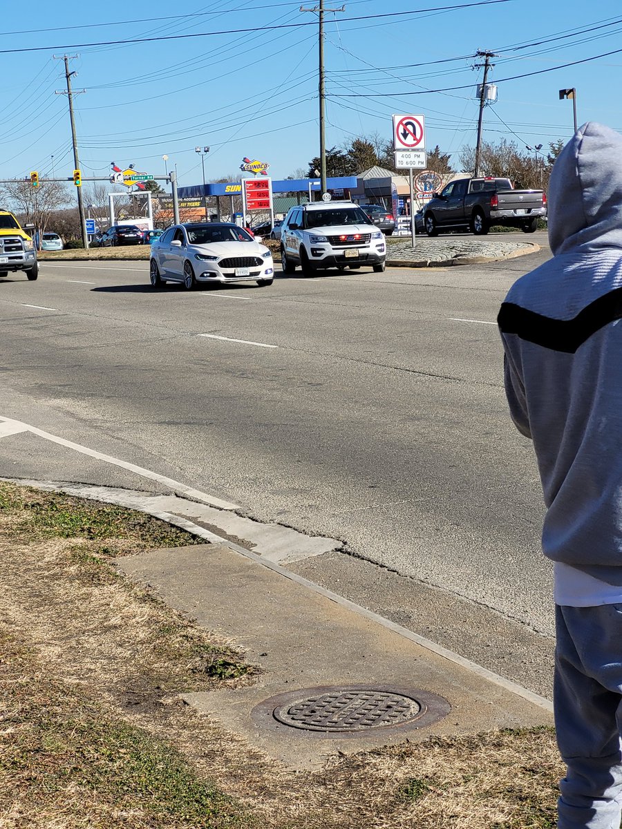 Another car has shown up.