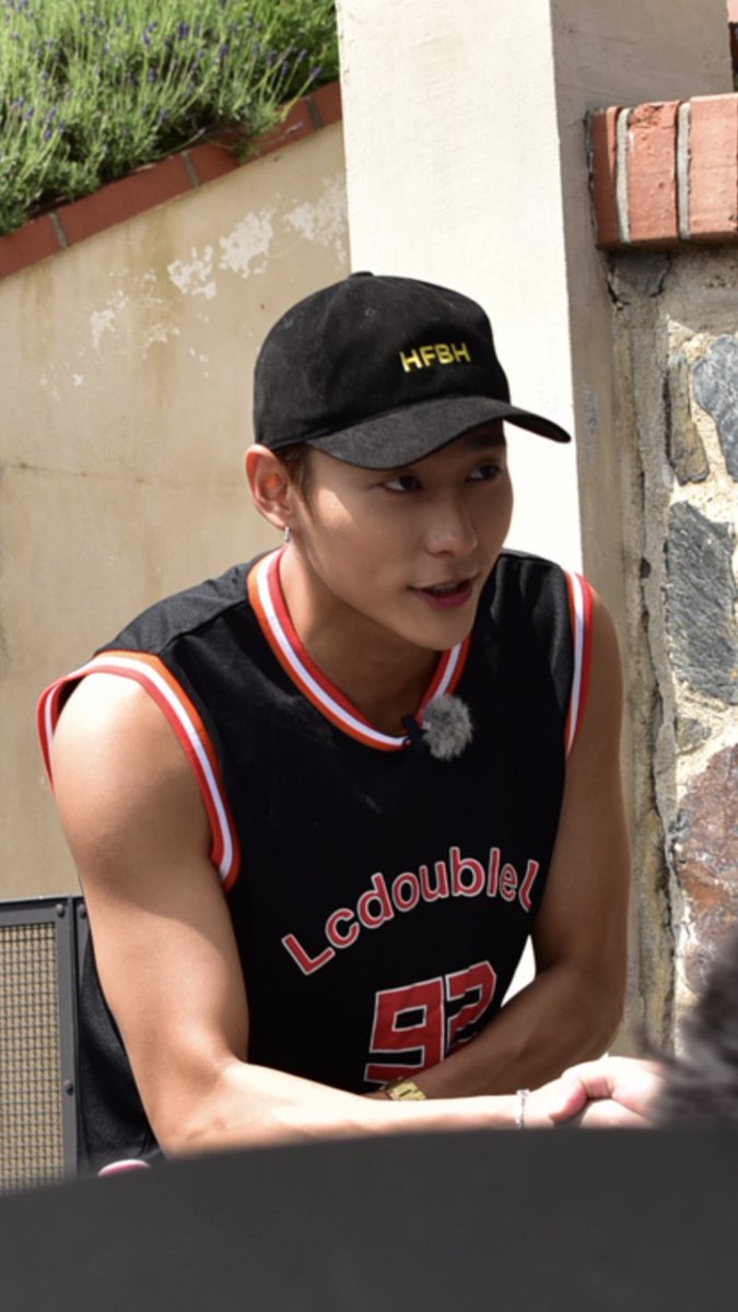 sungjooloop's tweet image. Sungjoo arm