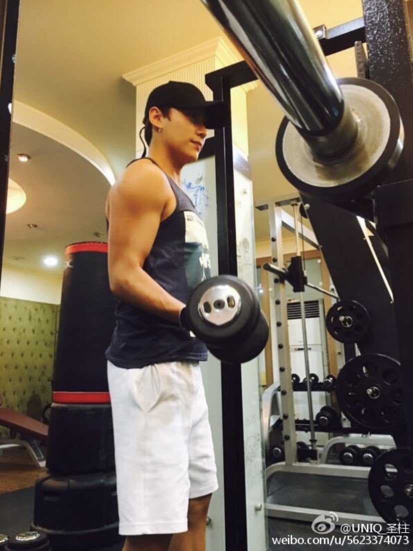 sungjooloop's tweet image. Sungjoo arm