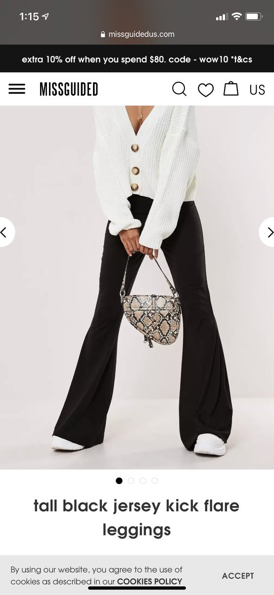 kkturnn's tweet photo. “Flared leggings” 
Hahaha 😂 me and my 😂 side part 😂 are over this 😂 @genz https://t.co/1lsGob7swM