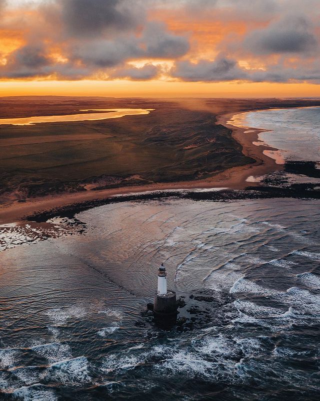 VisitScotland's tweet image. What's first on your list for a future trip to #Scotland? 📝😍 #YCW2021 📍 Rattray Head Lighthouse, #Aberdeenshire 📷 IG/bokehm0n

❗ For now travel is not permitted. Our content is intended as inspiration for future visits only. #StayHome #StaySafe